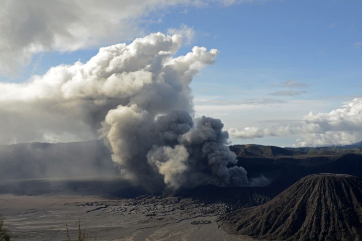 Eruption Bromo 2016 - S. Chermette 80 Jours Voyages